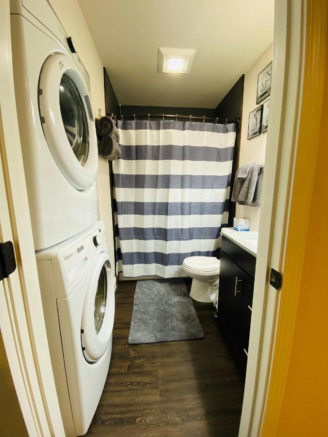 Beautiful 2 Bedroom 1 Bath Apartment With Private Garage Anchorage Buitenkant foto